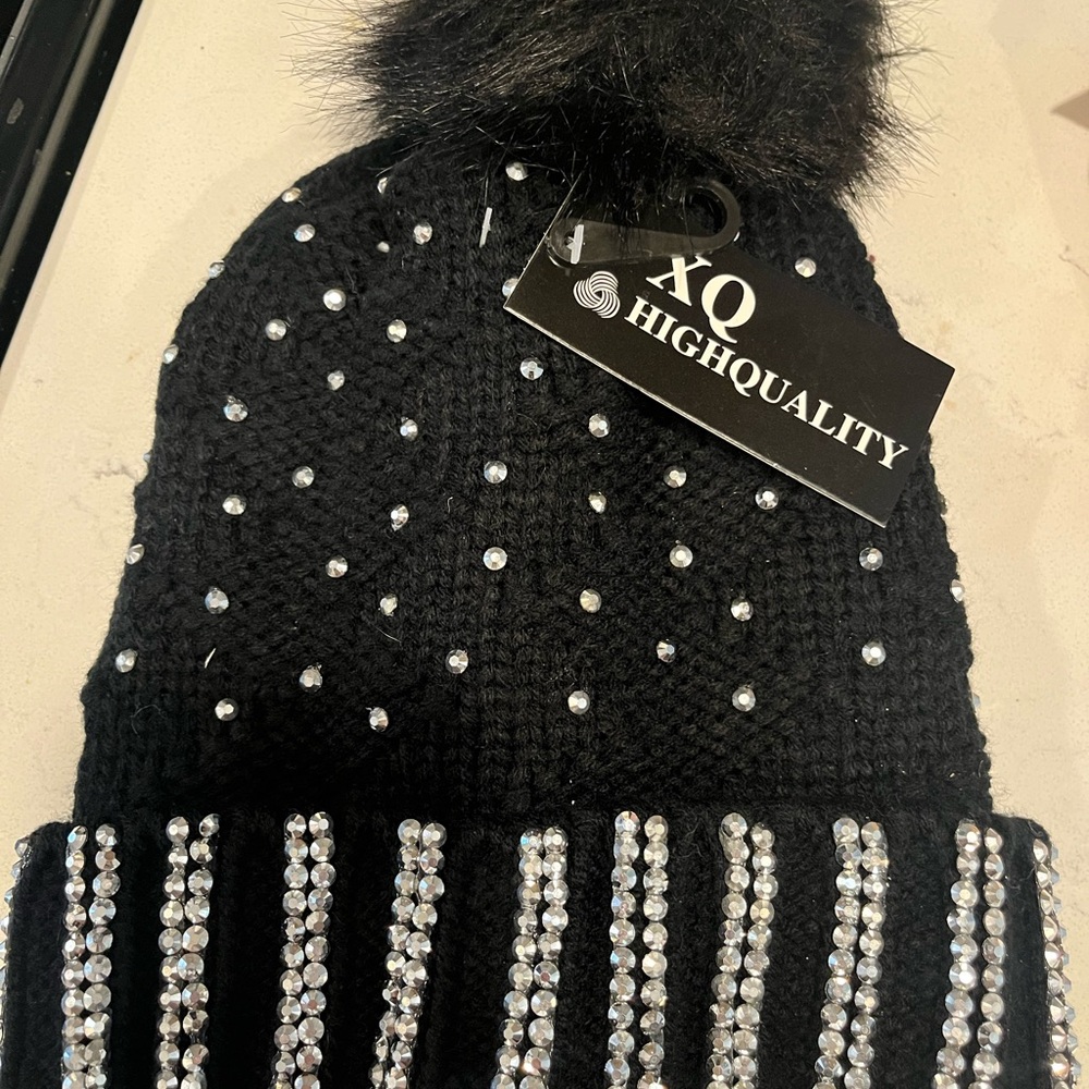 NWT Black Winter Hag with Rhinestone accents and faux fur